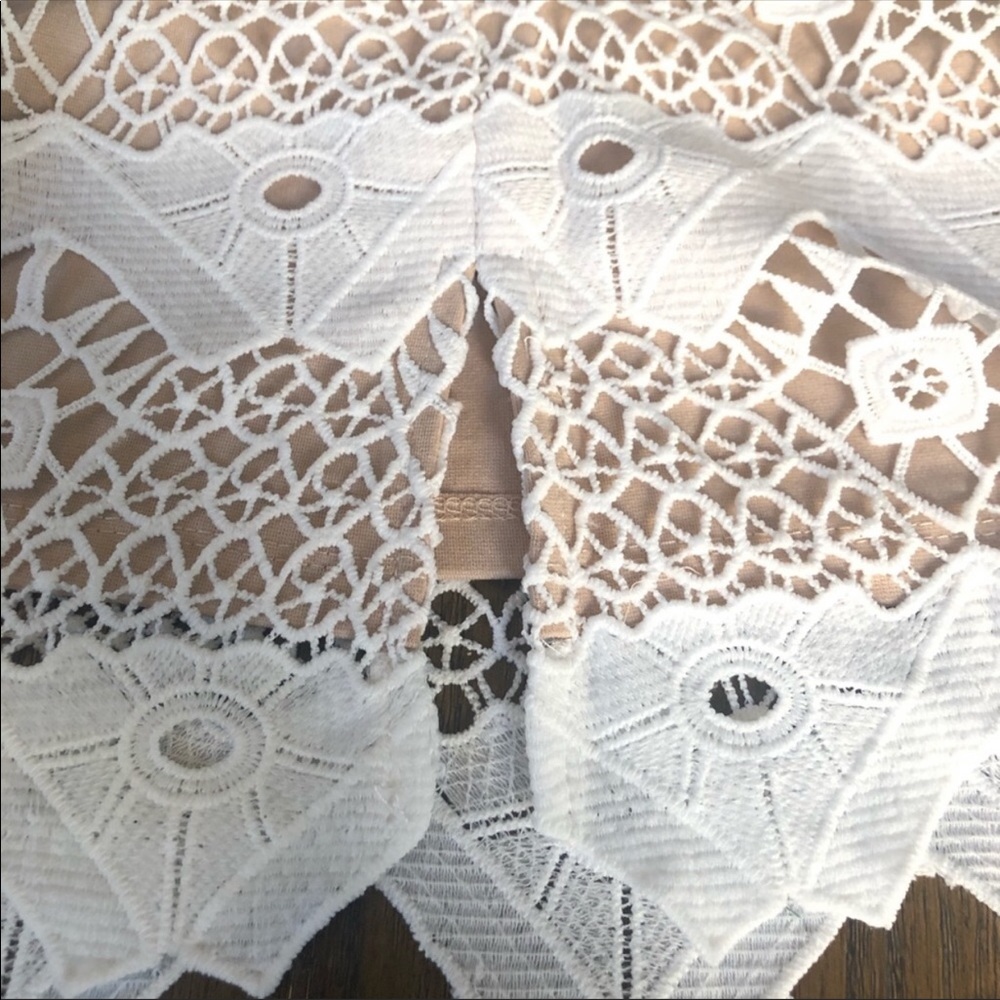 FLASH SALE! Lulus white lace spaghetti strap dress - Picture 6 of 8